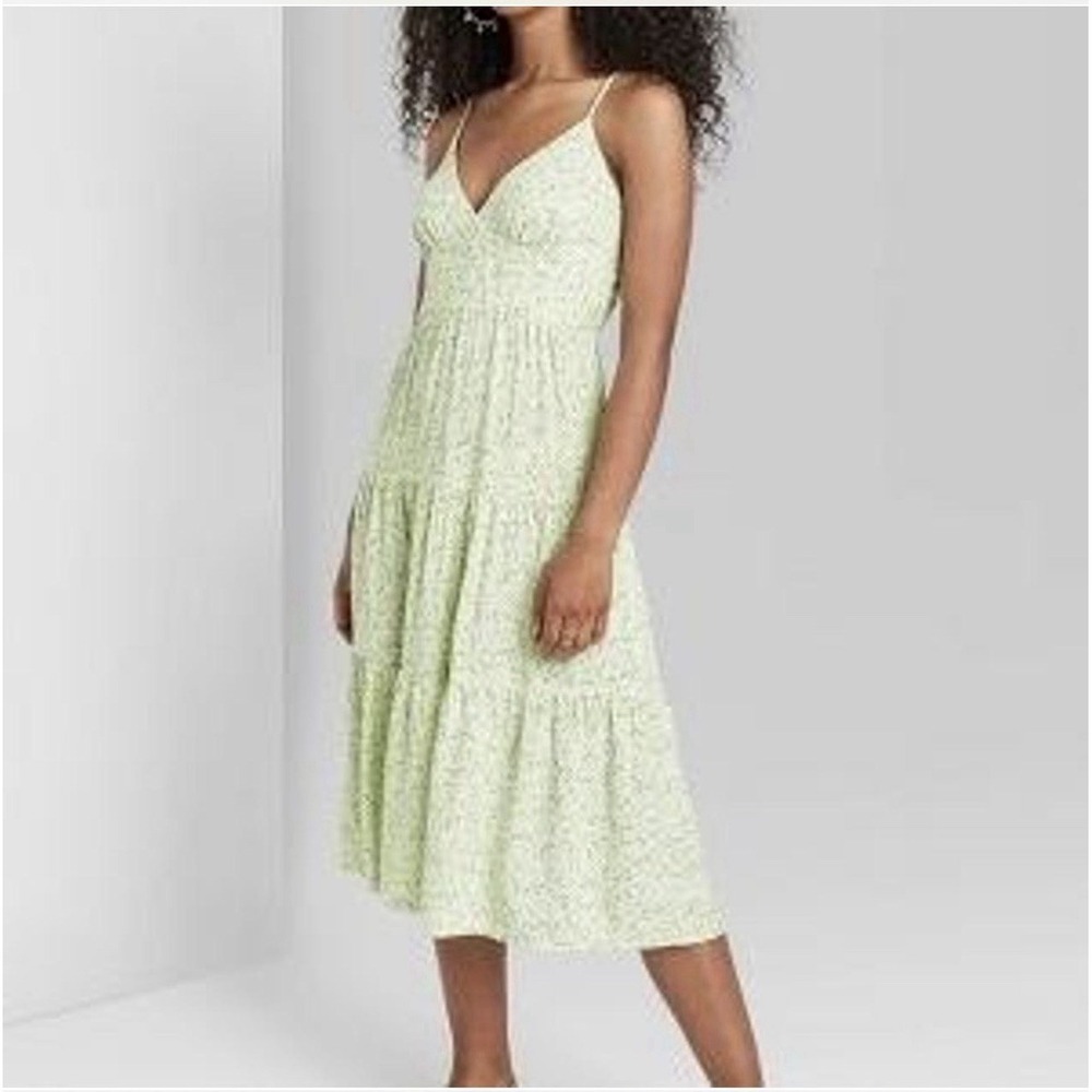 Wild Fable Adjustable Strap Tiered Sun Dress Floral V Neck Flowy Sz L Cottage
